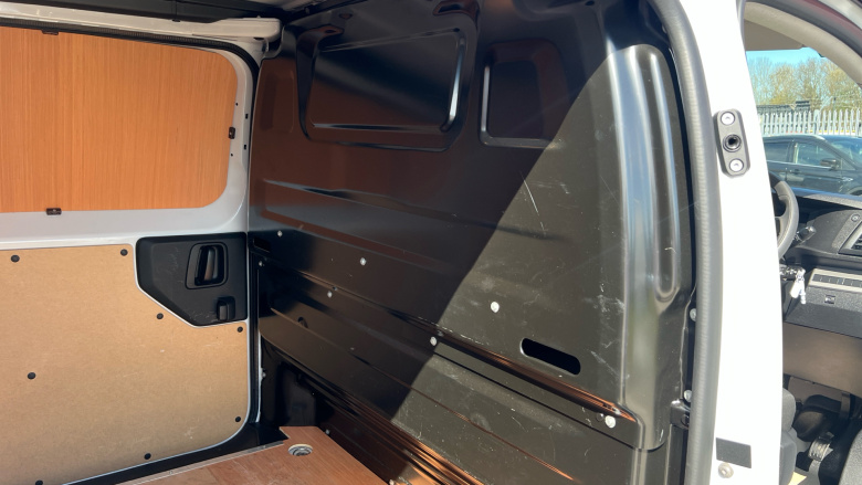 Peugeot Expert L2 Diesel 1.5 BlueHDi 120 Professional Van